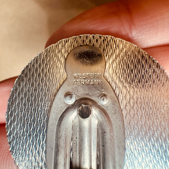 Charming Vintage West Germany Scarf Brooch - Picture 2 of 4